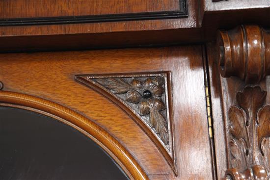 A Victorian ebony banded oak breakfront library bookcase, W.10ft D.1ft 9in. H.7ft 3in.